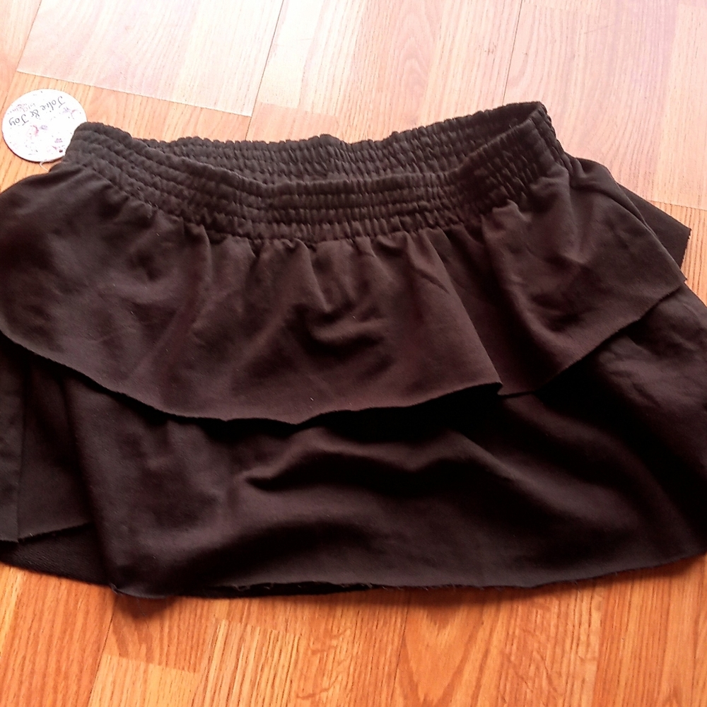 NWT girls black skirt, sweatshirt material sz M,  L XL